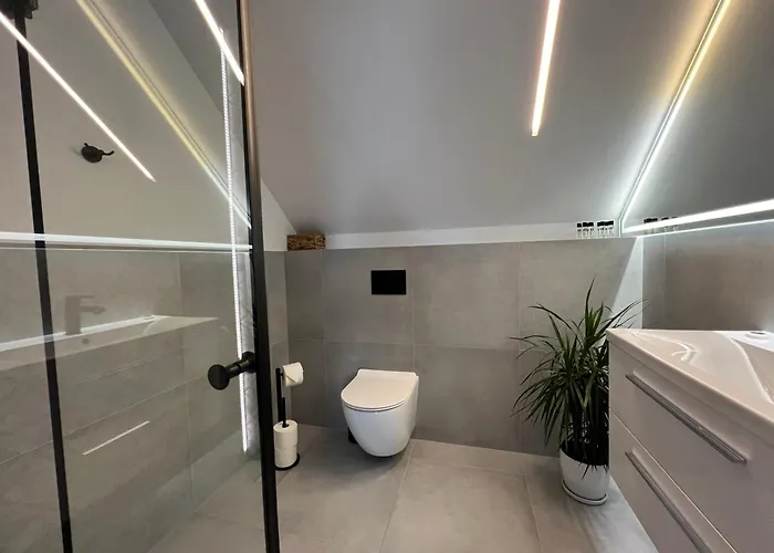 Apartment Spacerowa 33 *